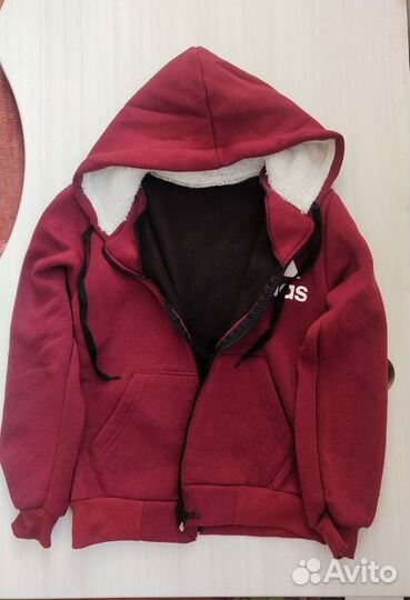 Спортивный костюм