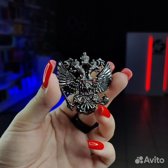 Металлический герб наклейка на чехол