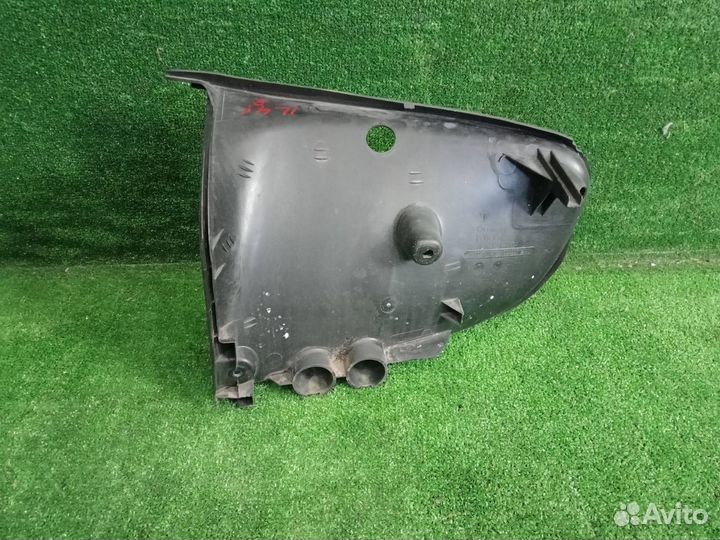 Воздухозаборник передний правый Porsche Cayenne