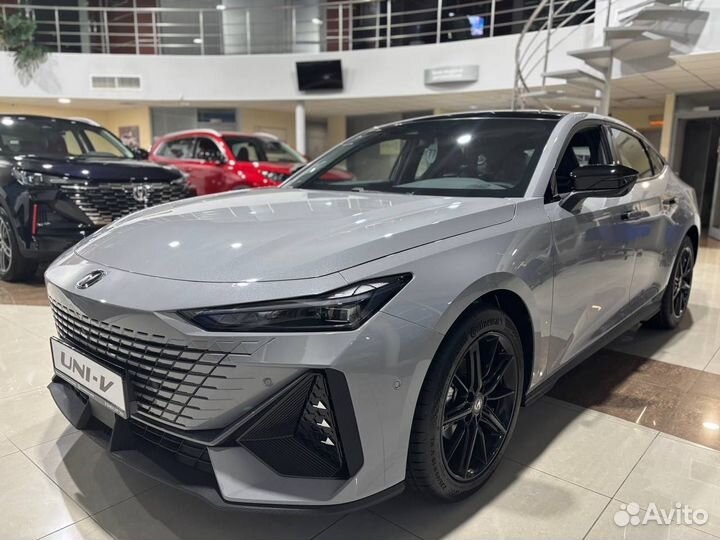 Changan UNI-V 1.5 AMT, 2024