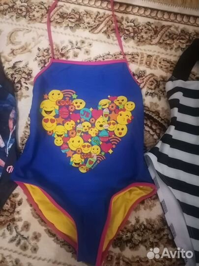 Купальникии новые и бу,7-11 лет