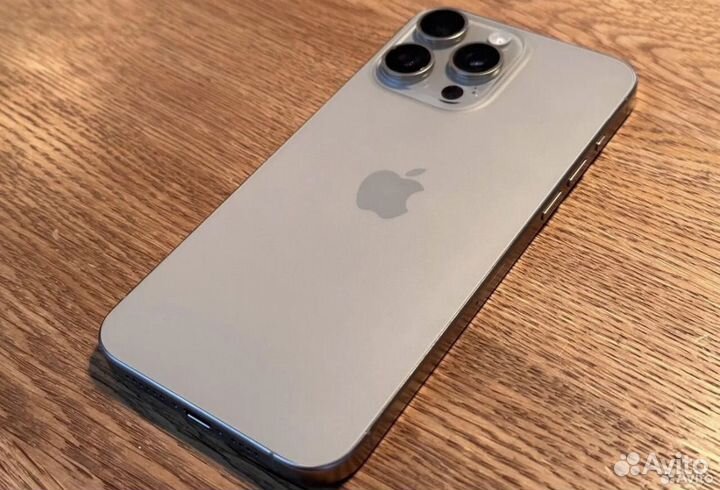 iPhone 15 Pro, 128 ГБ