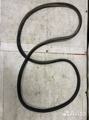 Уплотнительная резинка багажника Peugeot 308 SW