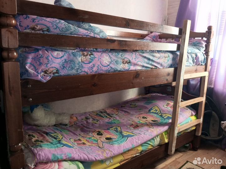 Двухъярусная кровать бу с матрасами