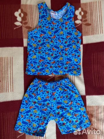 Костюм на мальчика 92 см