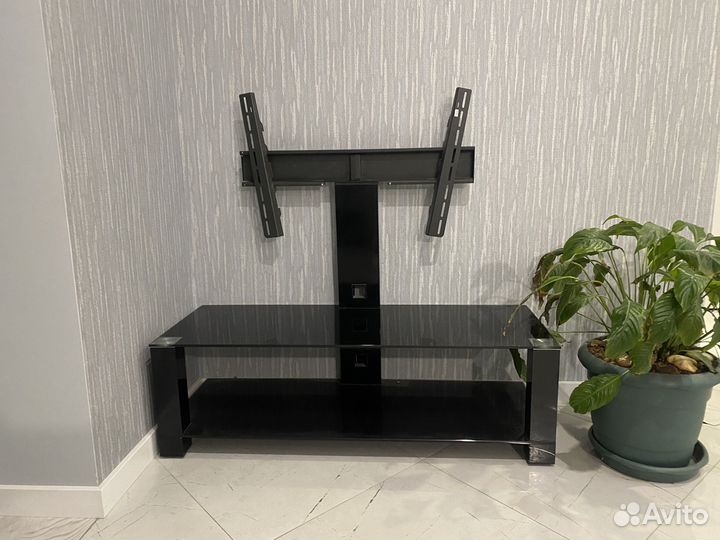 Подставка для телевизора