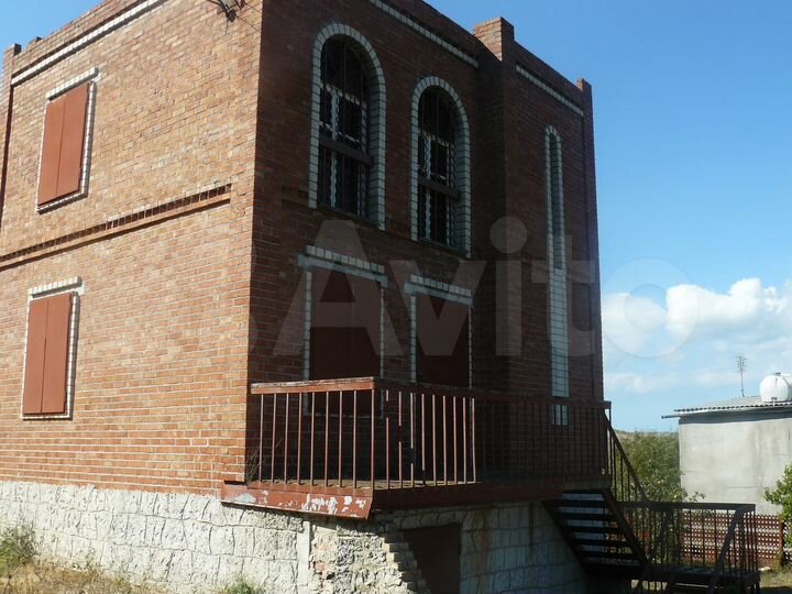 Дом 140 м² на участке 8,3 сот.