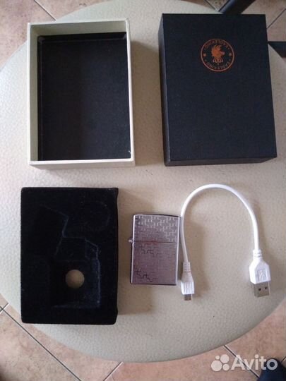 Электронная зажигалка