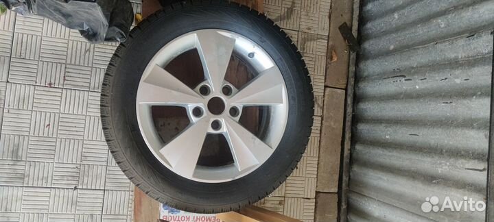 Колеса диск Skоdа A7 R16 + Nokian 205\55\r16