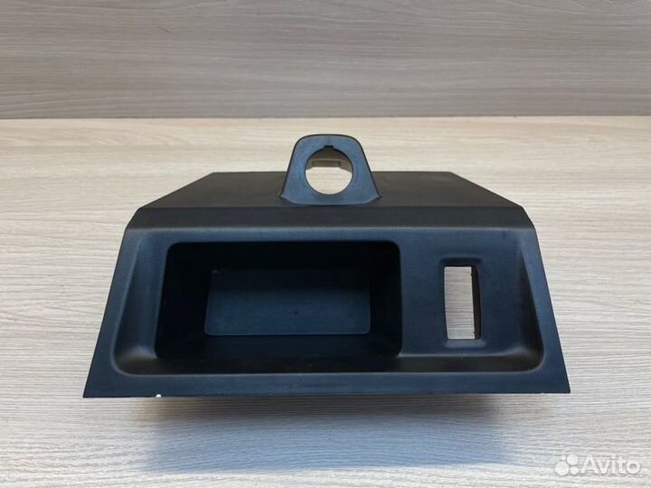 Накладка торпедо LADA X-Ray