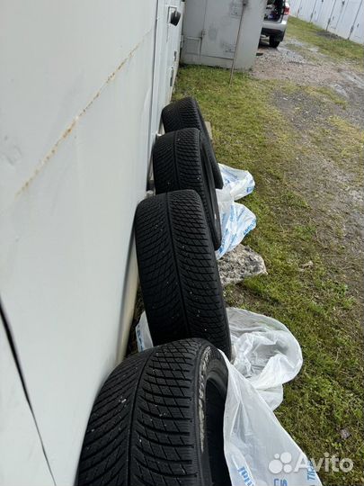 Michelin Pilot Alpin 5 SUV 275/45 R21