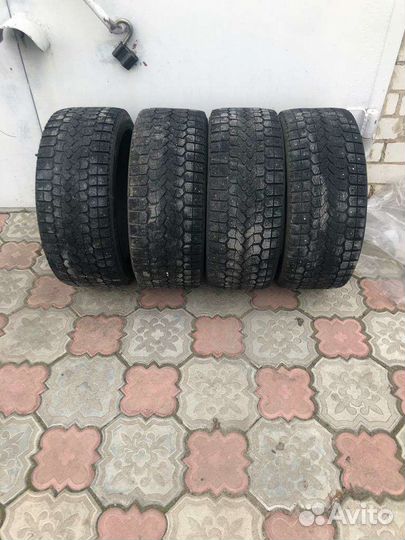 Yokohama Ice Guard F700S 235/45 R17