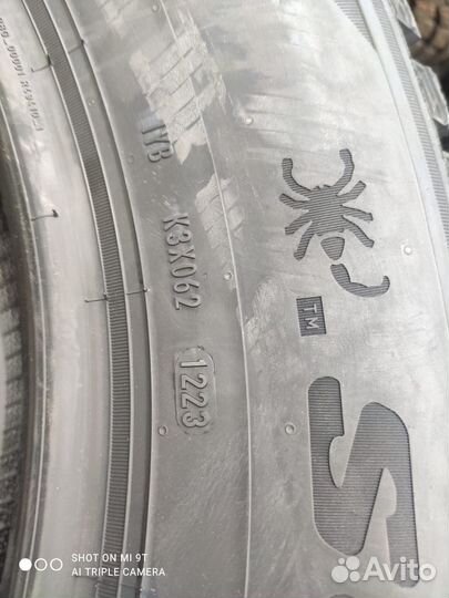 Pirelli Scorpion Ice Zero 2 235/60 R18 107H