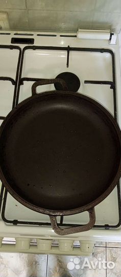 Антипригарная сковорода