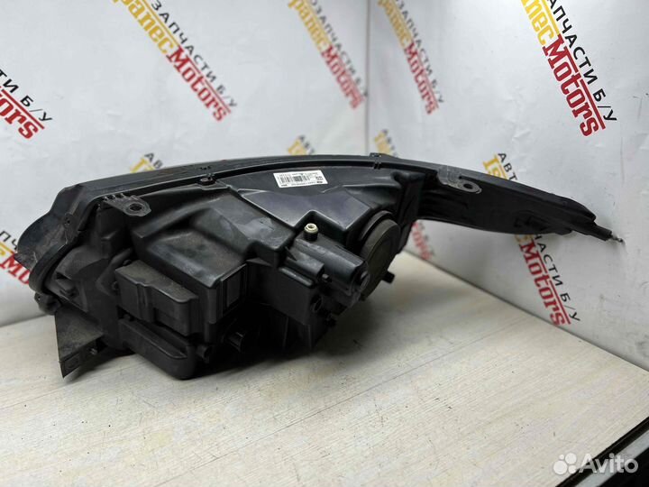 Фара правая Land Rover Range Rover