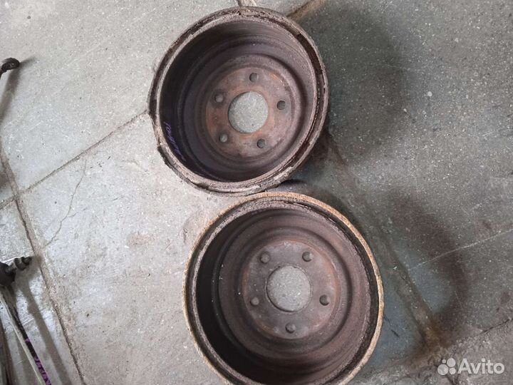 Тормозной барабан Ford Taurus 1 Форд Таурус 3.0