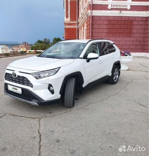 Toyota RAV4 2.0 CVT, 2020, 45 000 км
