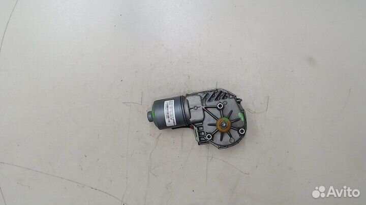 Двигатель стеклоочистителя передний Mercedes E W21