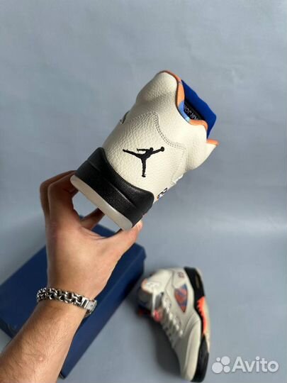 Nike air jordan 5 International Flight