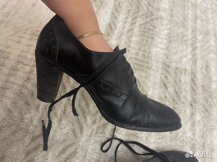 Полуботинки женские 39 размер натуральная кожа