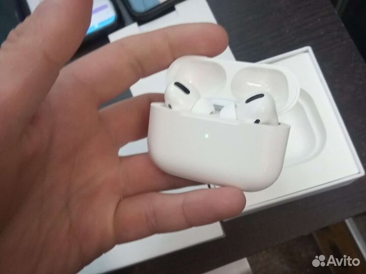 Наушники airpods pro