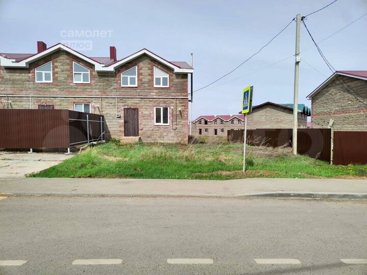 4-к. квартира, 97,3 м², 1/2 эт.