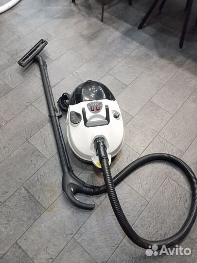 Паровой пылесос Karcher