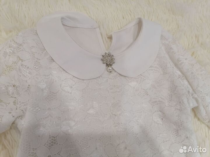 Блузка гипюровая