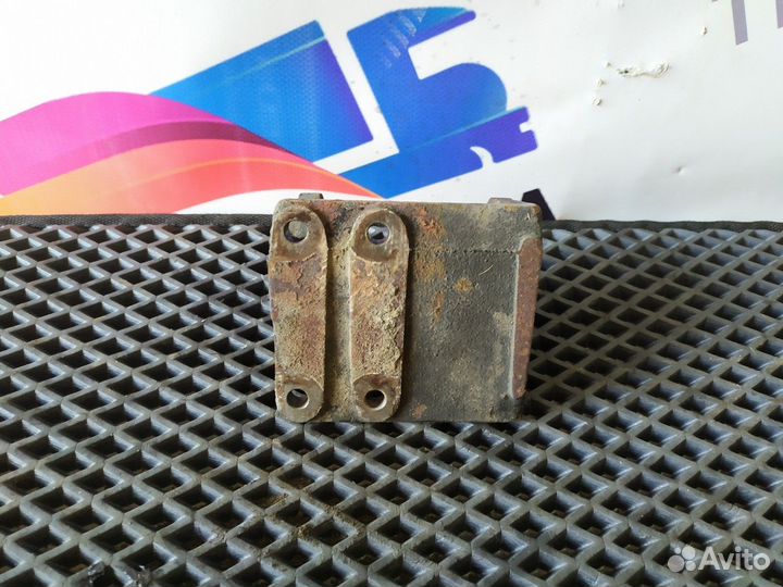 Кронштейн генератора Daf 95XF