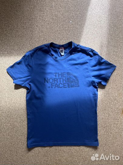 Футболка The North Face