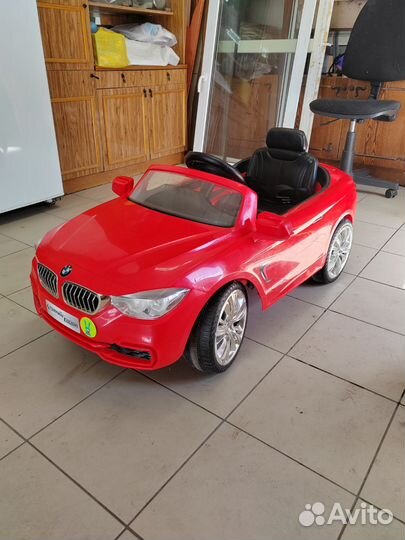 Детский электромобиль bmw