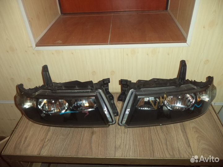 Фары рестайлинг, ксенон для Мазда бонго френди