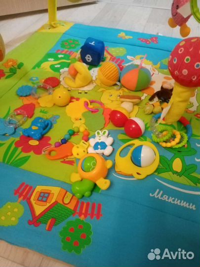 Развивающий коврик