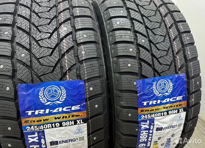 Tri Ace Snow White II 245/40 R19 и 275/35 R19 55J