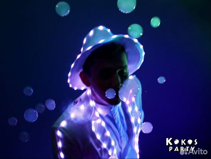 Шоу мыльных гигантских пузырей мыльное шоу