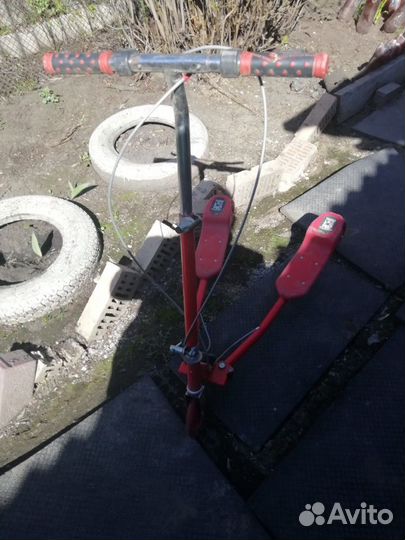 Самокат инерционный