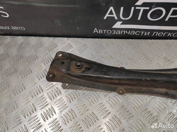 Продольная балка передняя Toyota Corolla E120