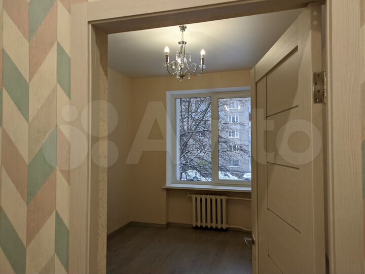 2-к. квартира, 55,6 м², 2/3 эт.