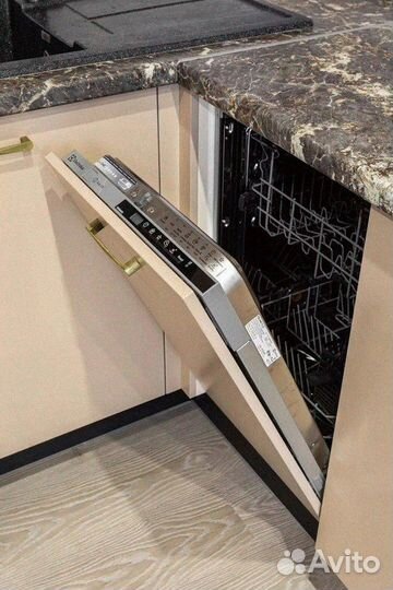 Кухонный гарнитур в Наличии