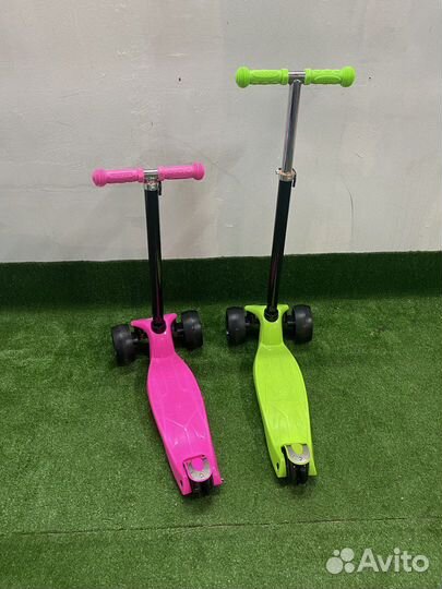Самокат детский трехколесный новый