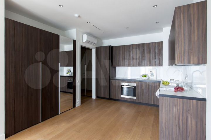 Комната 18 м² в 2-к., 2/13 эт.