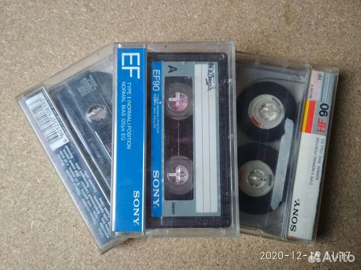 Аудио кассеты 80 штук