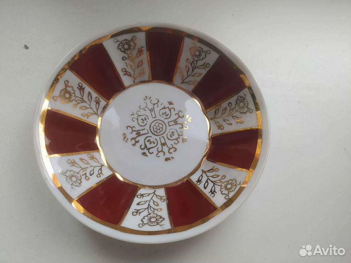 Розетки (маленькие блюдца) Вербилки, фарфор