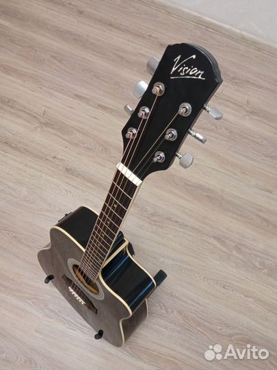 Электроакустическая гитара