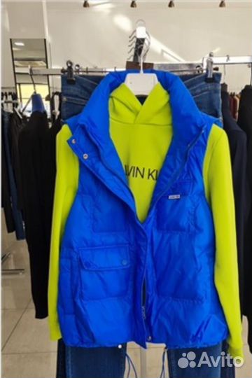 Жилет пуховой