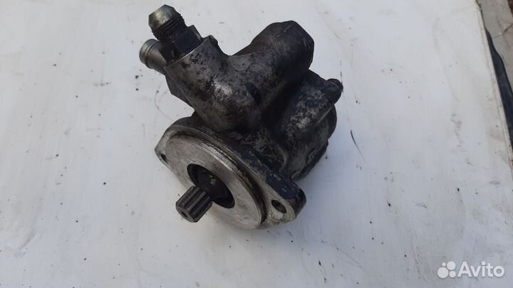 Насос гур detroit 14