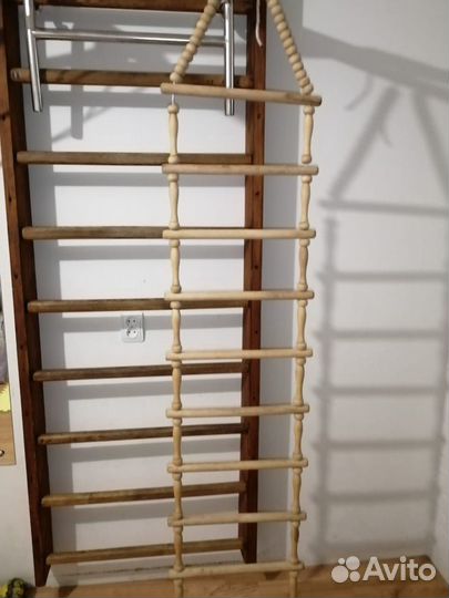 Лестница подвешиваемая