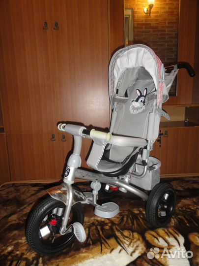 Детский велосипед с ручкой