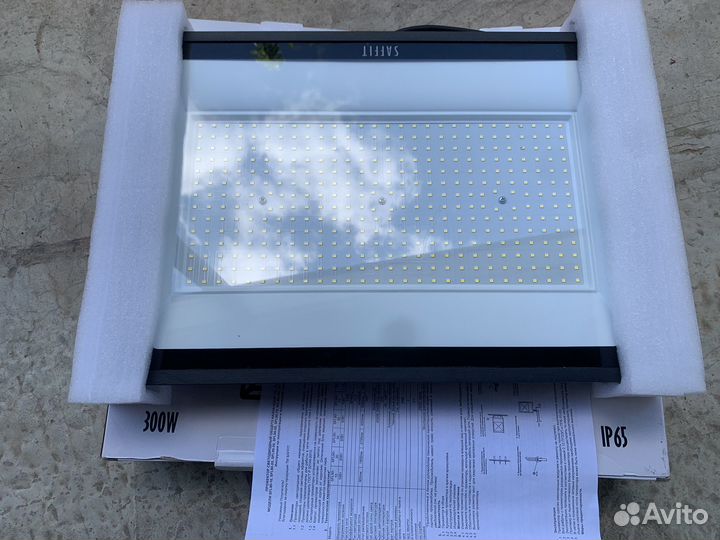Светодиодный прожектор 200 вт 300 вт