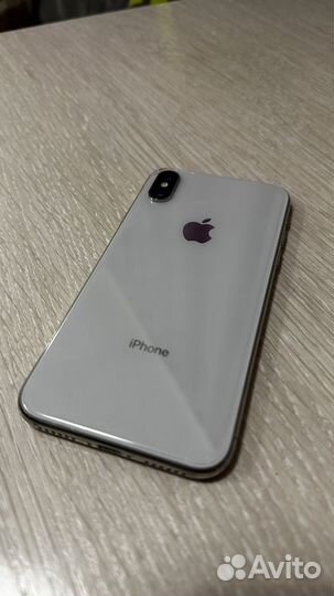 iPhone X, 64 ГБ